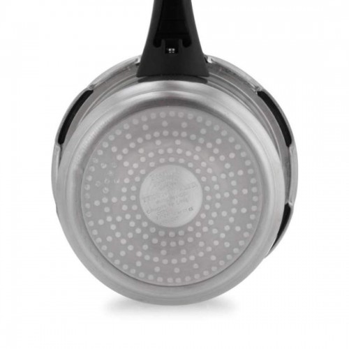 Pressure cooker for clearance induction cooker